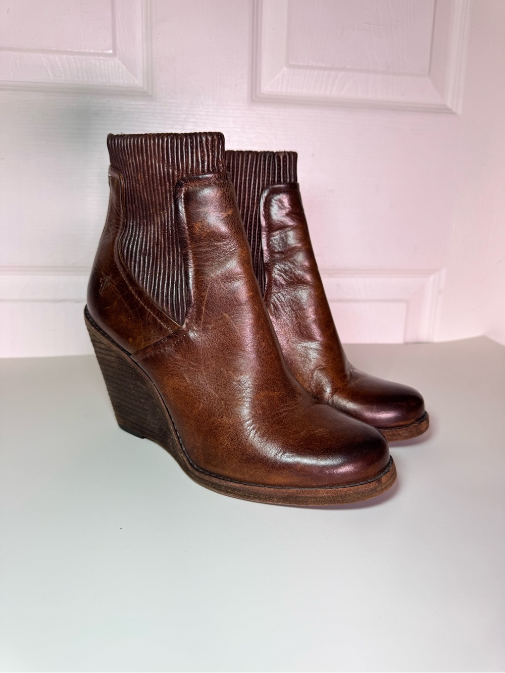 FRYE Leather Wedge Booties Brown Zip Back Ankle Boots Size 8M